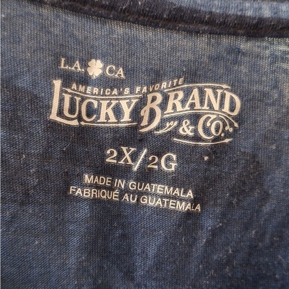 Lucky Brand navy camo tee shirt - Picture 3 of 3